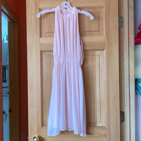 H&M Dresses & Skirts - 💕H&M Pastel Pink Dress